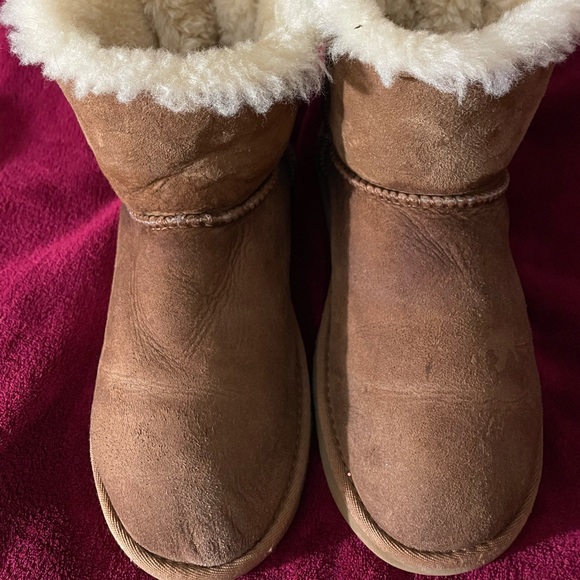 Ugg’s Australia Boots Size 5 - Picture 1 of 8